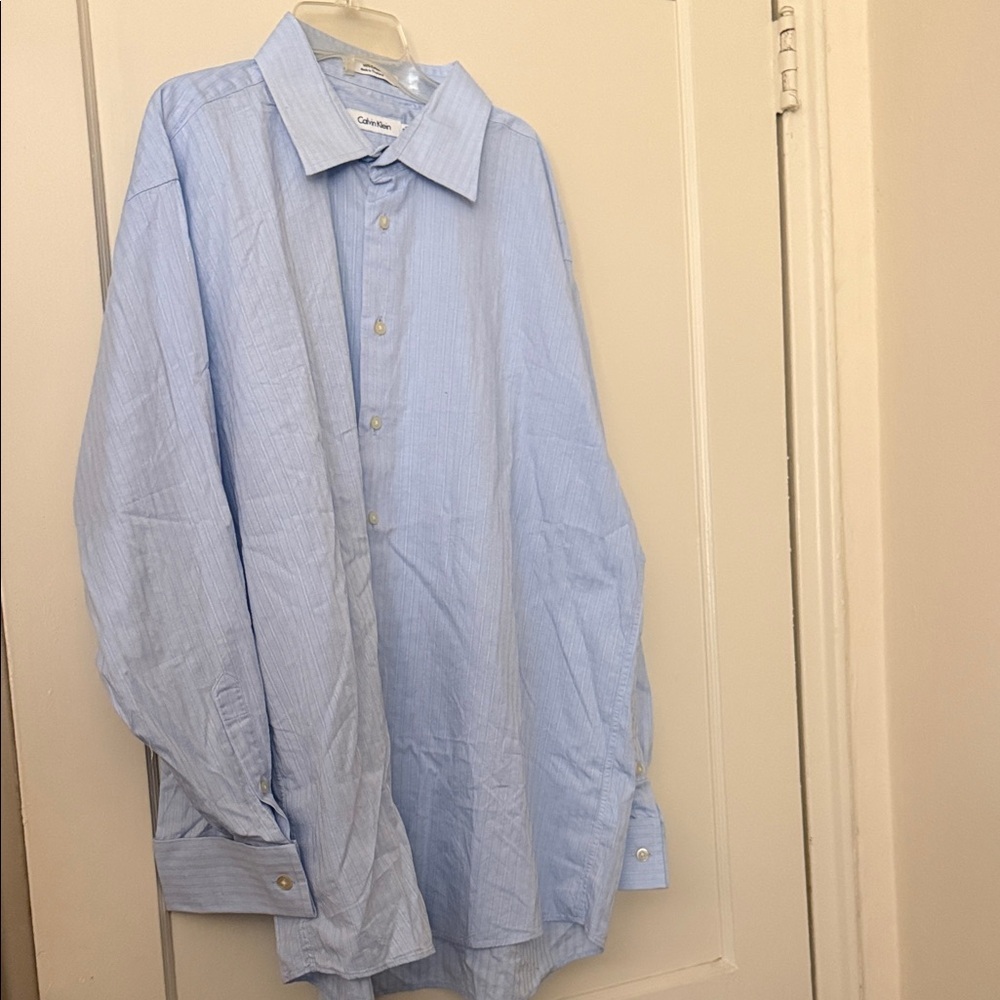 Calvin Klein Men's Sky Blue Dress Shirt size 18 34/35